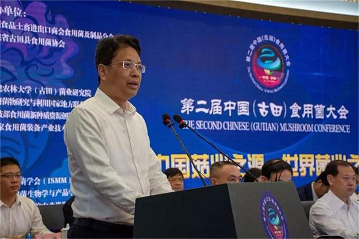 82057_3.jpg 82057_3.jpg